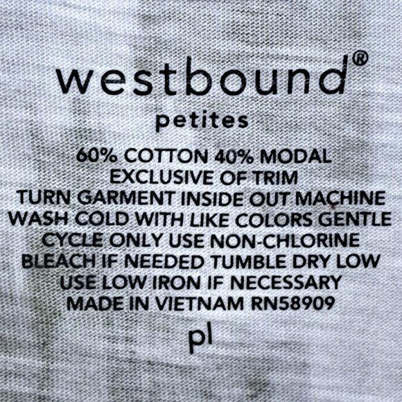 Westbound Woman petites Short Sleeve T Shirt w/ Shoulder Accents NWT - Picture 6 of 12